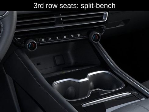 New 2025 Chevrolet Traverse LT w/ Enhanced Driving Package image 24