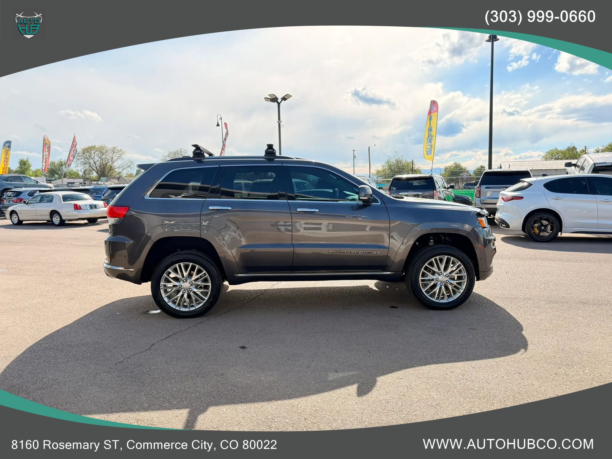 Used 2018 Jeep Grand Cherokee Summit AWD/4WD image 4