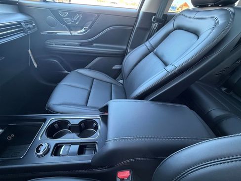 New 2026 Lincoln Corsair Premiere image 35