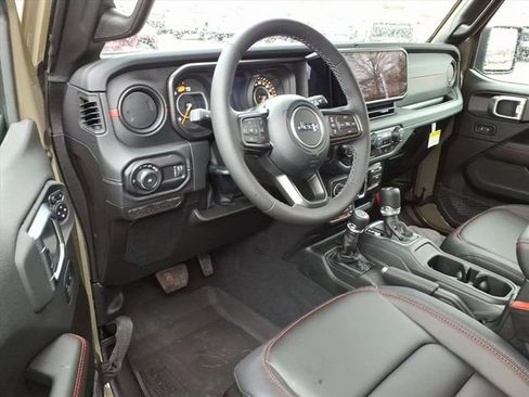 New 2026 Jeep Wrangler Unlimited Rubicon image 14