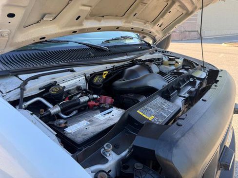 Used 2014 Ford E-350 and Econoline 350 Super Duty RWD image 51