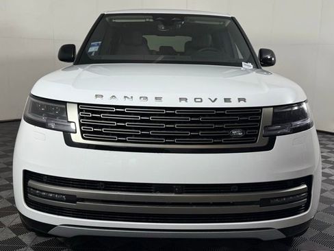 New 2025 Land Rover Range Rover SE image 9