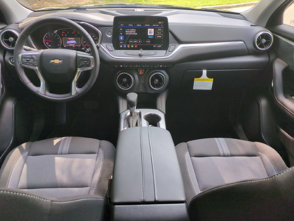 New 2026 Chevrolet Blazer LT FWD image 29