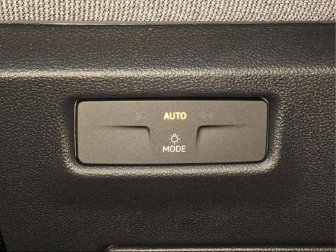 New 2026 Volkswagen Tiguan S image 21