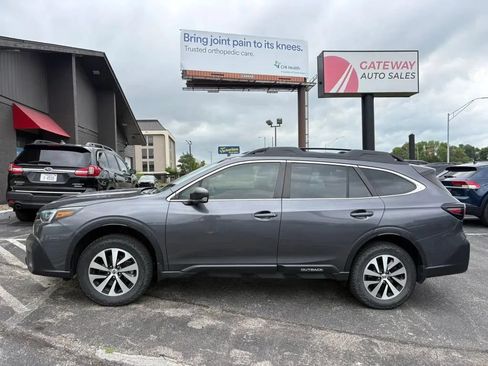 Used 2020 Subaru Outback AWD/4WD image 2