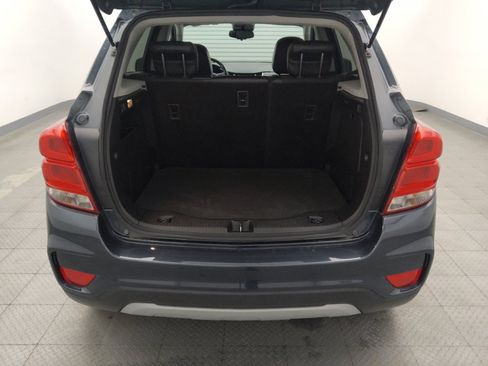 Used 2021 Chevrolet Trax LT w/ LT Convenience Package FWD image 29