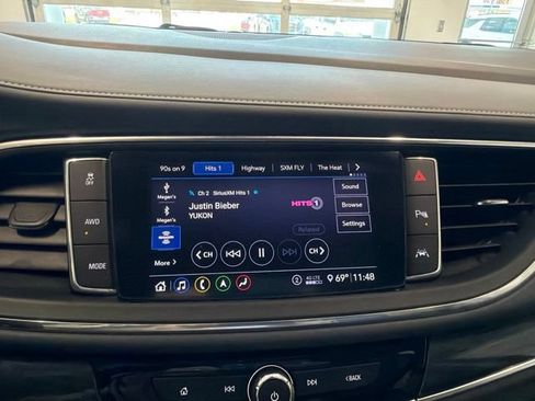 Used 2020 Buick Enclave Premium w/ Surround and Sites Package AWD/4WD image 26