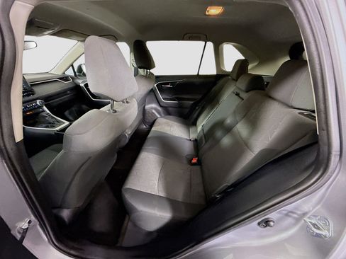 Used 2020 Toyota RAV4 XLE image 25
