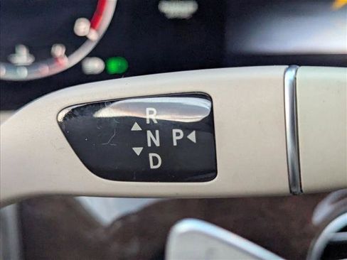 Used 2019 Mercedes-Benz S 560 Sedan image 20