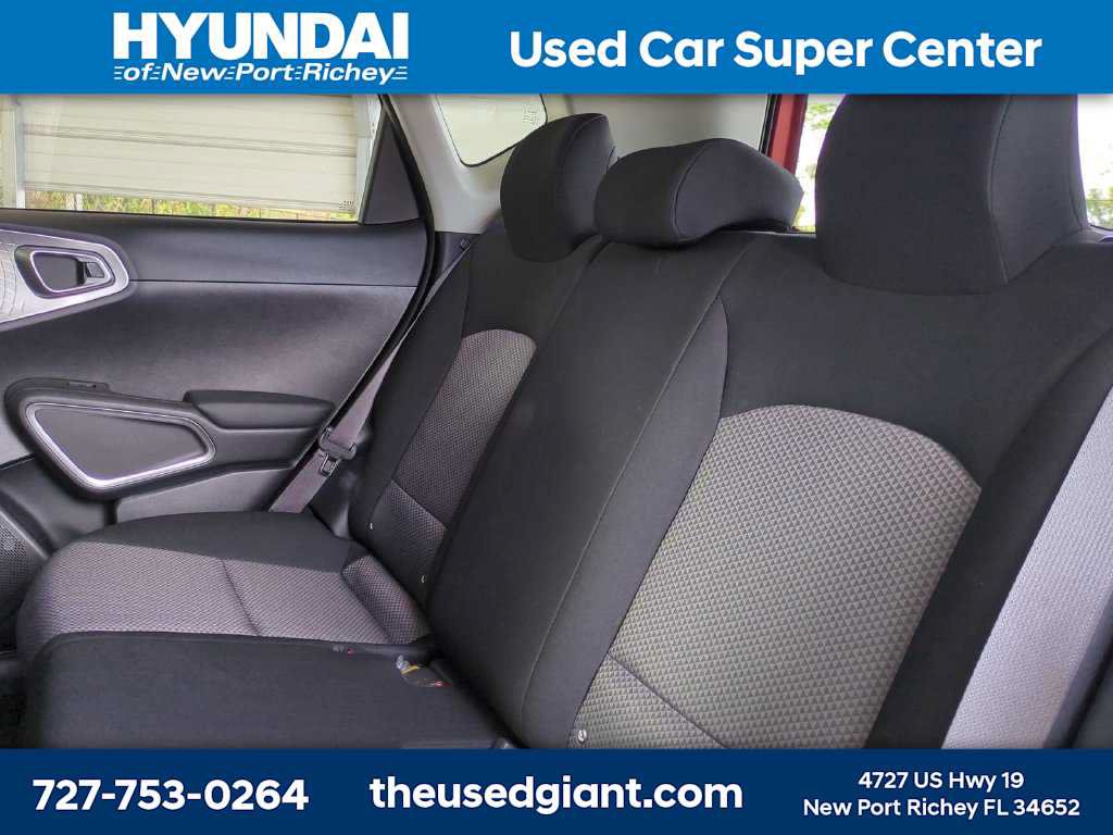 Used 2022 Kia Soul LX w/ Technology Package FWD image 14
