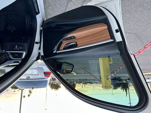 Used 2018 BMW 330e 330E IPERFORMANCE SEDAN 4D image 11