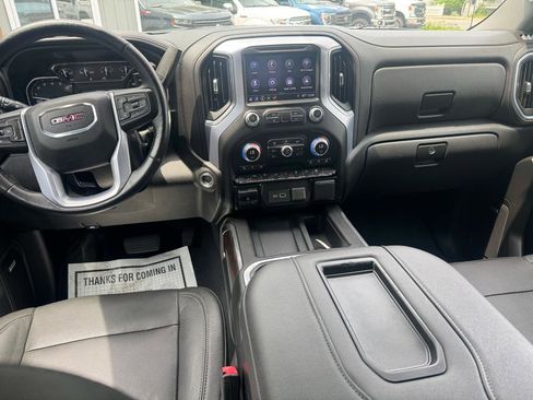 Used 2019 GMC Sierra 1500 SLT w/ SLT Premium Package AWD/4WD image 3