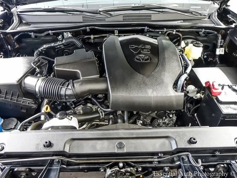 Used 2023 Toyota Tacoma TRD Sport AWD/4WD image 26
