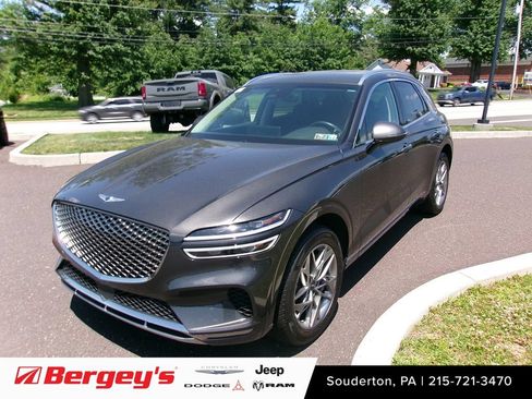 Used 2025 Genesis GV70 2.5T AWD/4WD image 1
