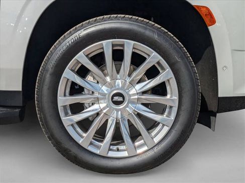 Used 2023 Cadillac Escalade Premium Luxury image 24