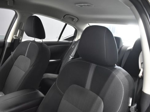 Certified 2025 Nissan Sentra SV w/ All-Weather Package FWD image 16