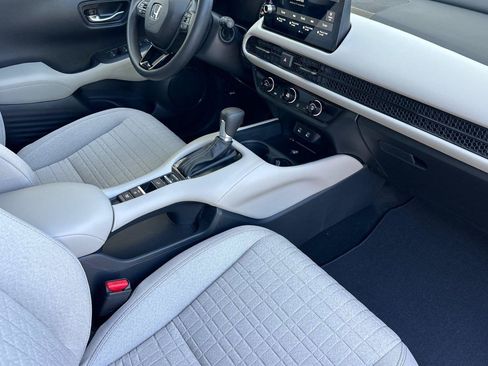New 2027 Honda HR-V LX image 14