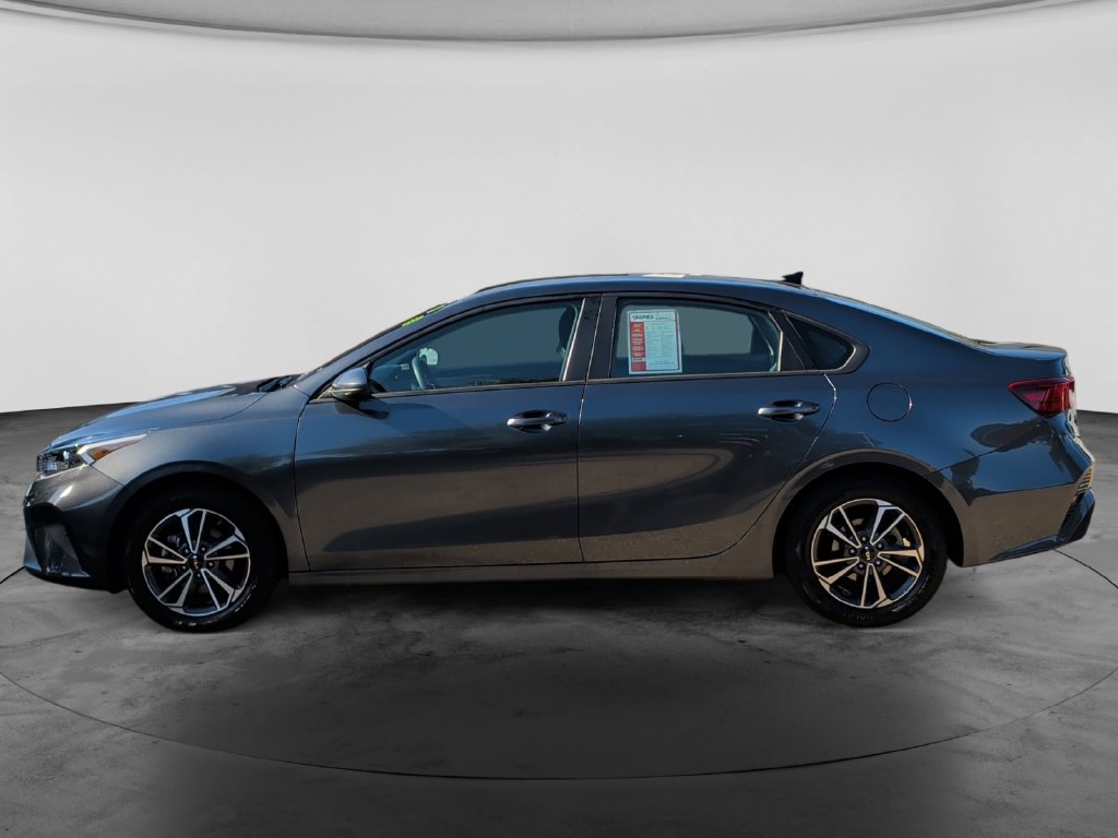 Used 2024 Kia Forte LXS FWD image 4