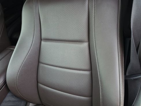 Used 2020 Mercedes-Benz GLE 450 4MATIC image 16