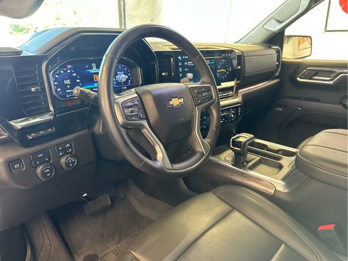 Certified 2024 Chevrolet Silverado 1500 LTZ w/ Technology Package image 12