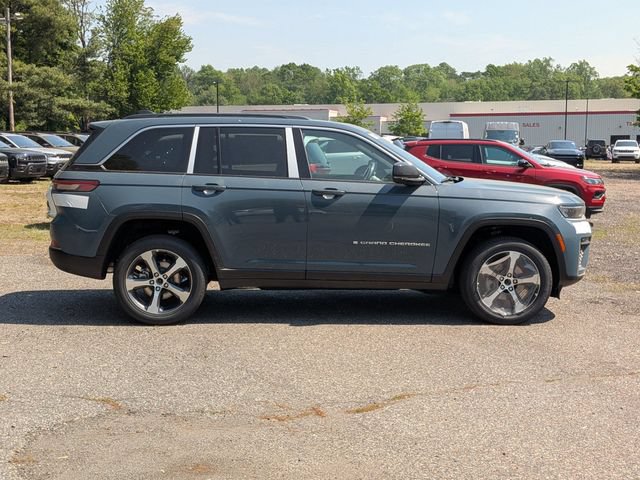 New 2026 Jeep Grand Cherokee Limited AWD/4WD image 2