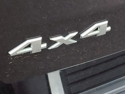 Used 2018 Jeep Grand Cherokee Limited AWD/4WD image 10