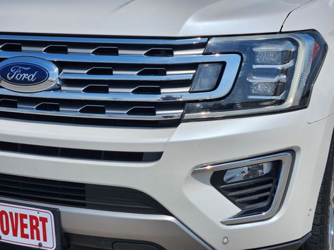 Used 2018 Ford Expedition Max Limited w/ Equipment Group 301A RWD image 8