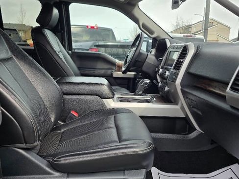 Used 2020 Ford F150 Lariat w/ Equipment Group 502A Luxury AWD/4WD image 16