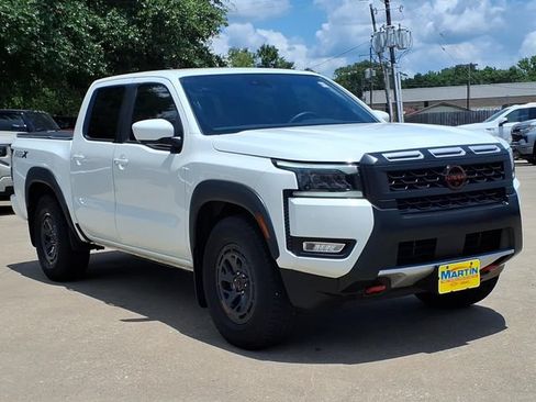 Used 2026 Nissan Frontier Pro-X w/ Pro-X Convenience Package RWD image 3