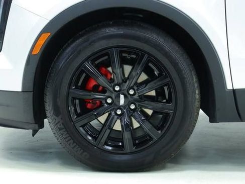 Used 2023 Cadillac XT4 Sport FWD image 9