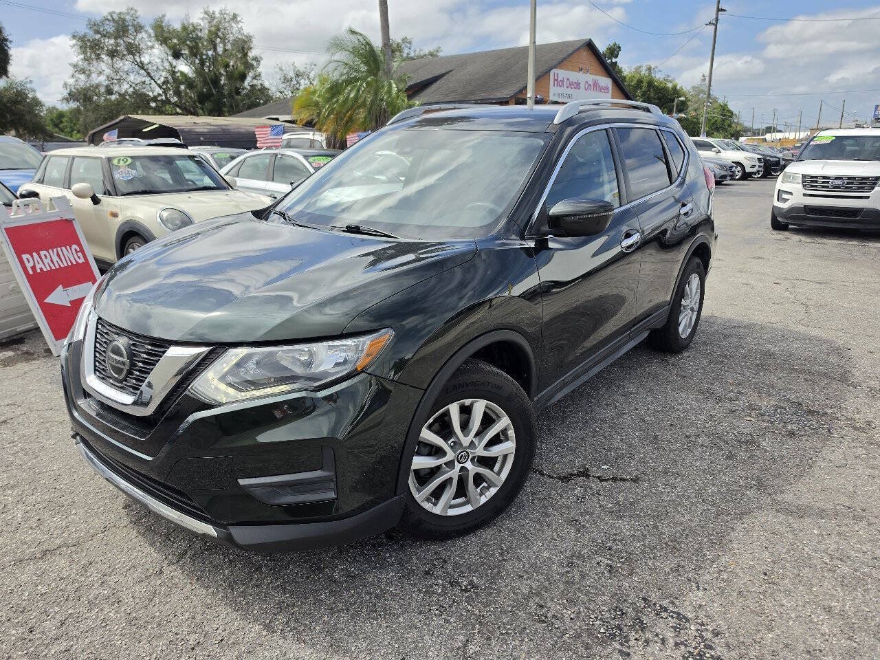 Used 2020 Nissan Rogue SV AWD/4WD image 1