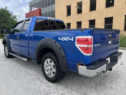 Used 2011 Ford F150 XLT w/ XLT Chrome Pkg AWD/4WD image 4