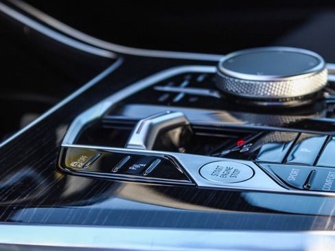 New 2026 BMW X5 sDrive40i w/ M Sport Package image 22