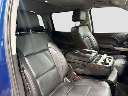Used 2018 Chevrolet Silverado 1500 LT w/ All Star Edition AWD/4WD image 18