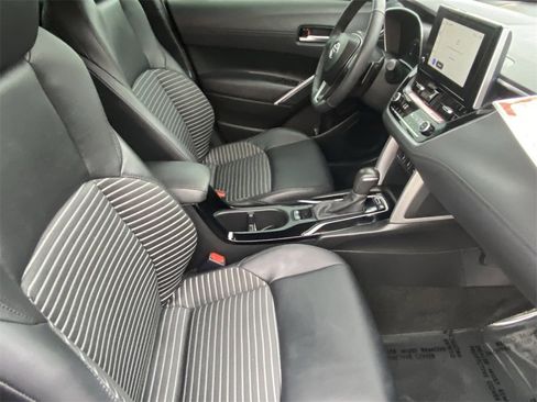 Certified 2023 Toyota Corolla Cross XSE image 14