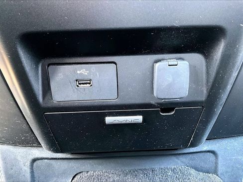 Used 2018 Ford F150 XLT AWD/4WD image 32