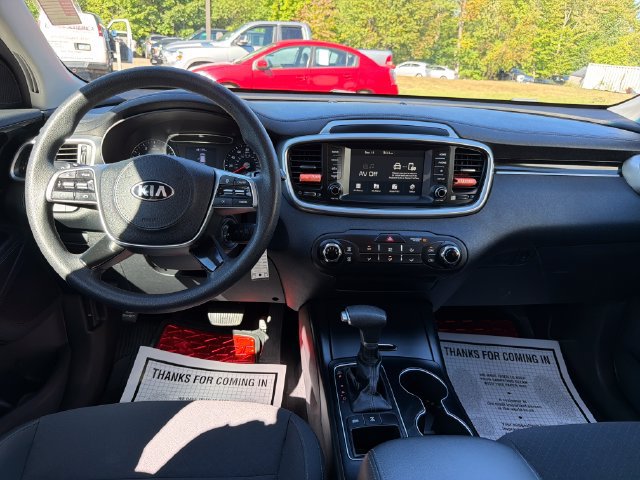 Used 2020 Kia Sorento LX AWD/4WD image 15