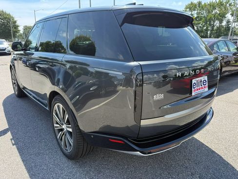 Used 2023 Land Rover Range Rover SE AWD/4WD image 5