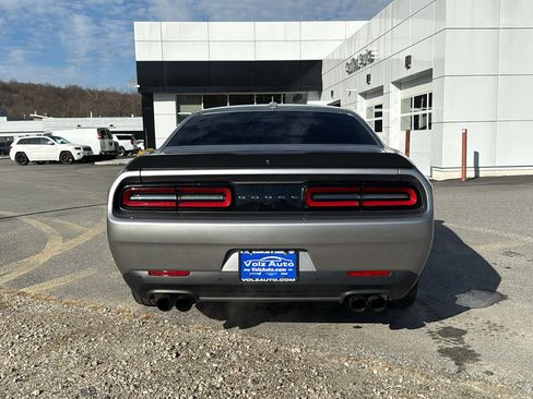 Used 2018 Dodge Challenger R/T Scat Pack w/ Dynamics Package image 5