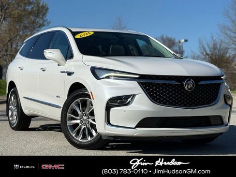 Used 2024 Buick Enclave Avenir w/ Avenir Technology Package image 1