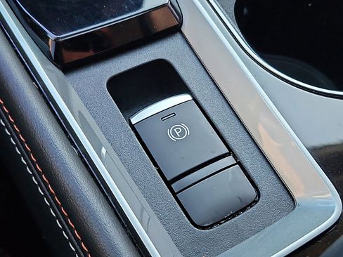 Certified 2024 Nissan Altima 2.5 SR w/ SR Premium Package image 25