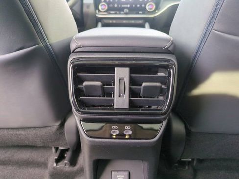 Used 2023 Lexus RZ 450e Premium w/ Technology Package image 27