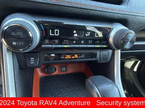 Used 2024 Toyota RAV4 Adventure image 14
