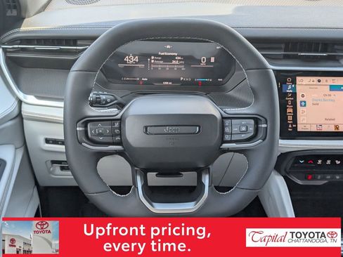 Used 2026 Jeep Cherokee Overland w/ Trailer Tow Group image 16