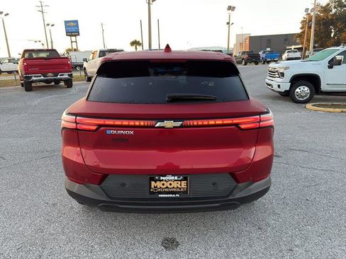 New 2026 Chevrolet Equinox EV LT image 6