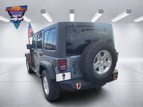 Used 2014 Jeep Wrangler Unlimited Sport w/ Quick Order Package 24S AWD/4WD image 9