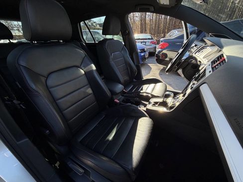 Used 2016 Volkswagen GTI Autobahn w/ Lighting Package (SEL) image 20