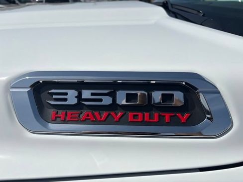 New 2026 RAM 3500 Laramie AWD/4WD image 11