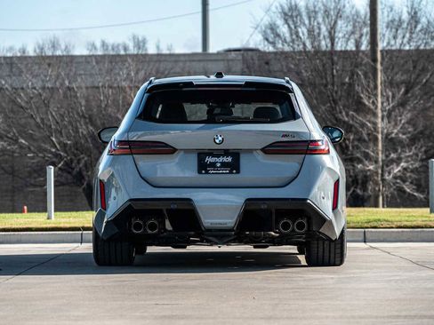 New 2026 BMW M5 Touring image 6