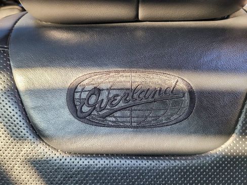 Used 2016 Jeep Cherokee Overland w/ Technology Group image 24